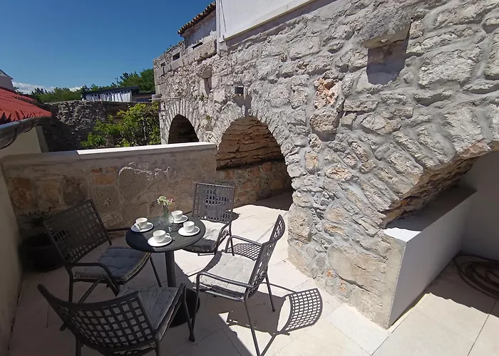 Ema Вилла Драмаль